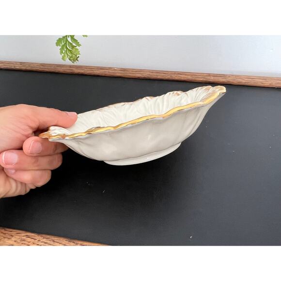 LENOX: Vintage Round Small Dish with Gold Detailing, Flower Petal Design - Picture 7 of 10